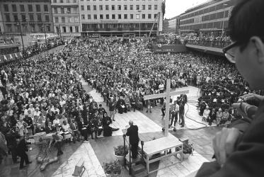 Outdoor worship service in Stockholm's Sergels Square